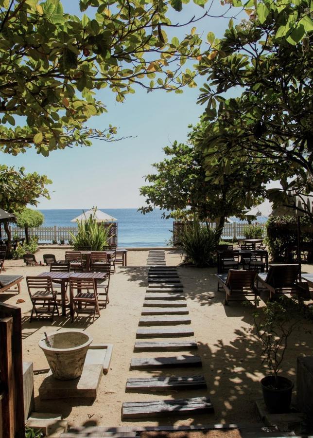 Bay Vista Hotel Аругам Бей Екстериор снимка