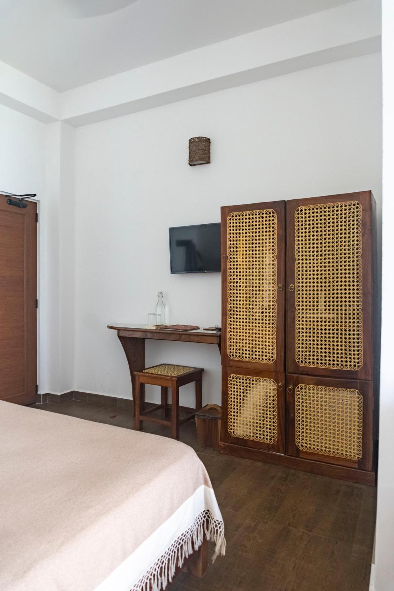 Bay Vista Hotel Аругам Бей Екстериор снимка