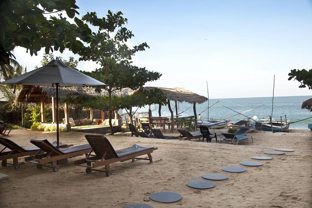 Bay Vista Hotel Аругам Бей Екстериор снимка